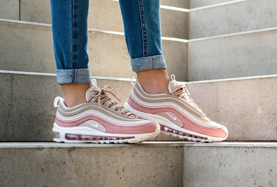nike air max 97 particle beige on feet